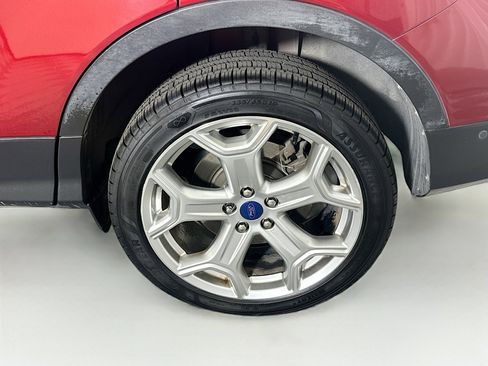 Used 2018 Ford Escape Titanium image 11