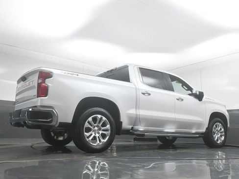 Used 2023 Chevrolet Silverado 1500 LTZ w/ LTZ Premium Package AWD/4WD image 32