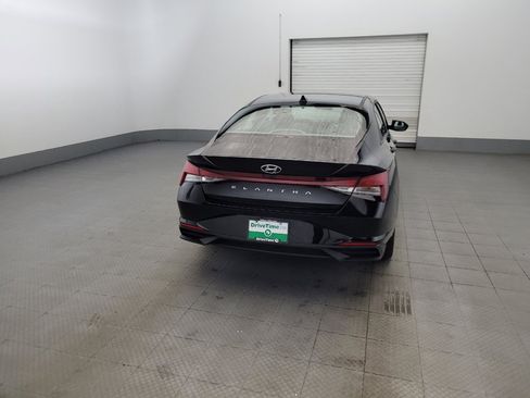 Used 2023 Hyundai Elantra SEL w/ Convenience Package FWD image 7