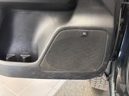 Certified 2021 Toyota Tacoma Limited image 40