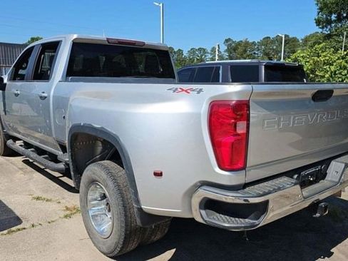 Used 2021 Chevrolet Silverado 3500 LT w/ All Star Edition AWD/4WD image 3