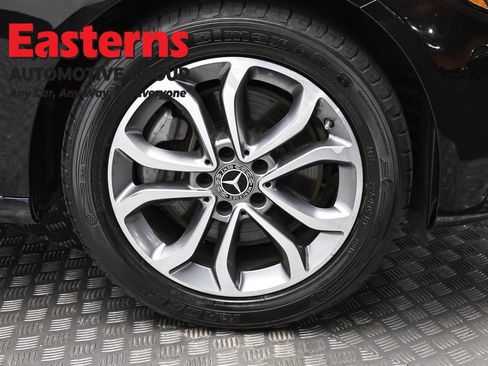 Used 2018 Mercedes-Benz C 300 4MATIC Sedan image 32