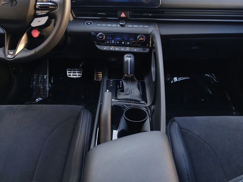 Certified 2025 Hyundai Elantra N image 11