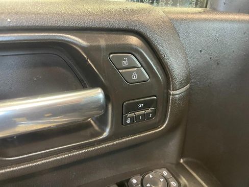 Used 2023 GMC Sierra 2500 Denali image 23