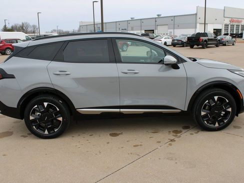 New 2026 Kia Sportage SX image 4