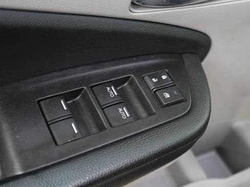 Used 2017 Honda Pilot EX image 21