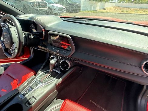 Used 2016 Chevrolet Camaro SS RWD image 12