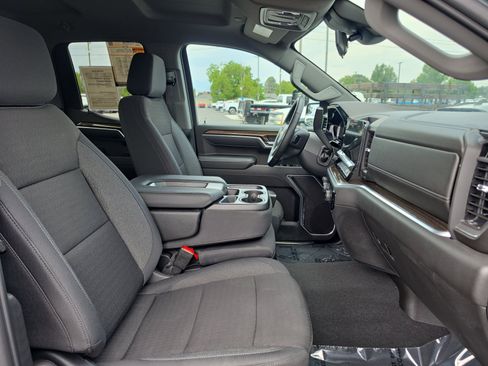 Used 2026 Chevrolet Silverado 1500 LT AWD/4WD image 27