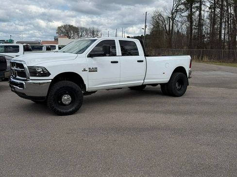 Used 2018 RAM 3500 Tradesman w/ Chrome Appearance Group AWD/4WD image 1