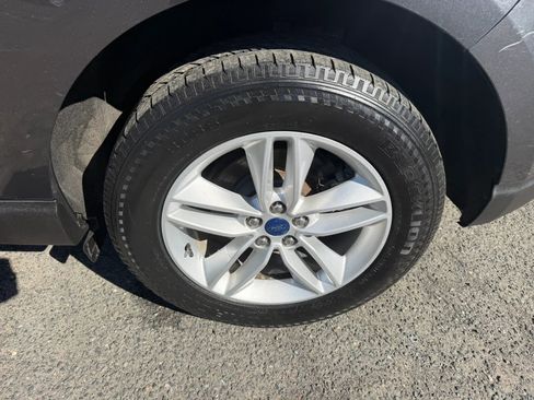 Used 2016 Ford Edge SEL w/ Equipment Group 201A AWD/4WD image 9