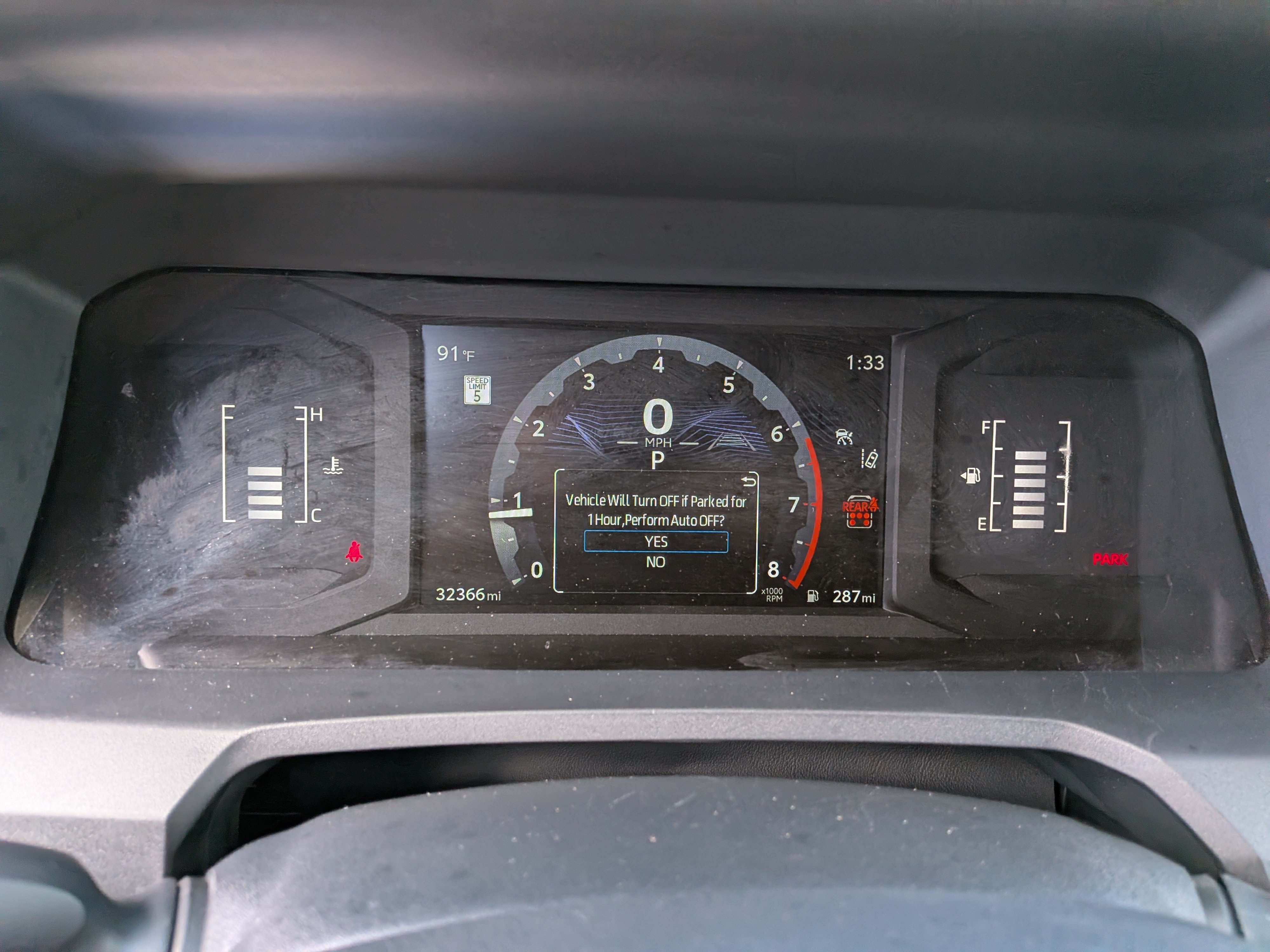 Used 2025 Toyota 4Runner SR5 AWD/4WD image 27