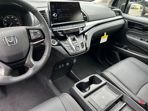 New 2026 Honda Odyssey Elite image 11