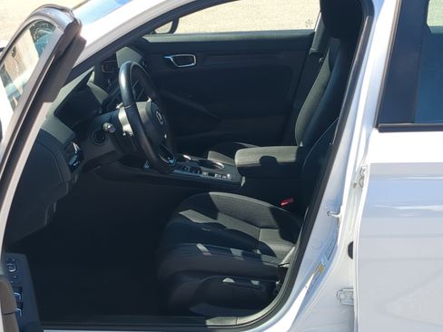 Used 2023 Honda Civic Sport image 12
