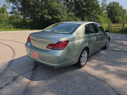 Used 2008 Toyota Avalon XLS image 6