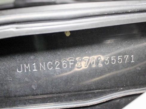 Used 2007 MAZDA MX-5 Miata Grand Touring w/ Premium Pkg image 15