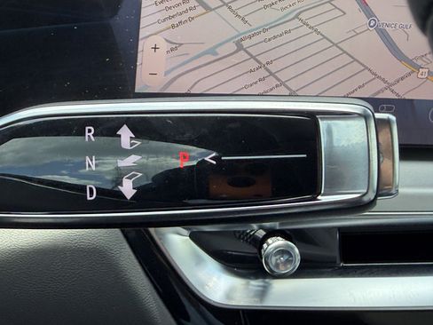 New 2026 Cadillac Lyriq Luxury AWD/4WD image 24