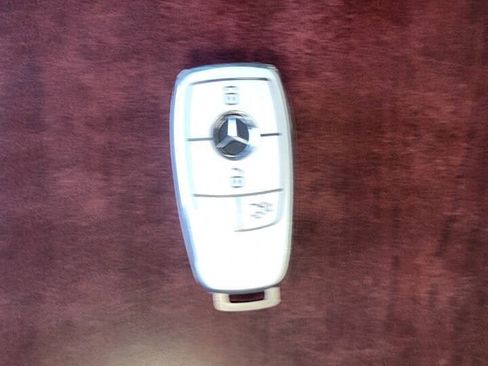 Used 2020 Mercedes-Benz C 300 Sedan image 38