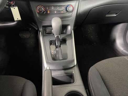 Used 2017 Nissan Sentra S image 31