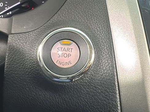 Used 2014 Nissan Altima 2.5 SV image 21