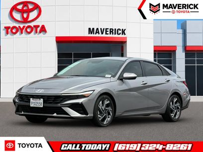 Used 2025 Hyundai Elantra Limited
