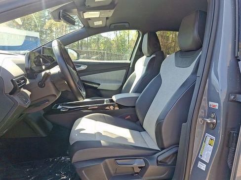 Used 2023 Volkswagen ID.4 Pro image 15