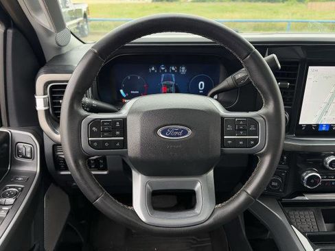 Certified 2025 Ford F250 Lariat w/ Lariat Ultimate Package AWD/4WD image 15