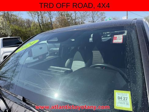 Used 2024 Toyota Tacoma TRD Off-Road AWD/4WD image 36