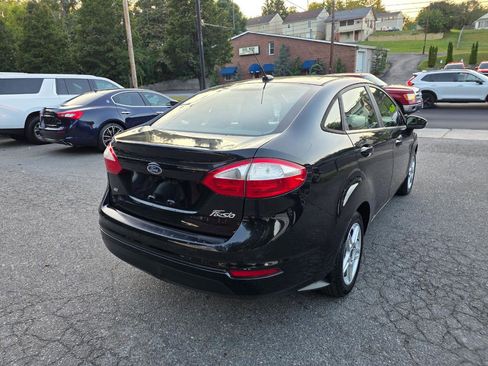 Used 2019 Ford Fiesta SE w/ Cold Weather Package image 5