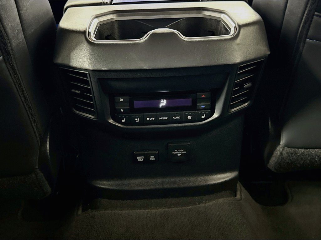 Used 2023 Toyota Sequoia Platinum AWD/4WD image 27