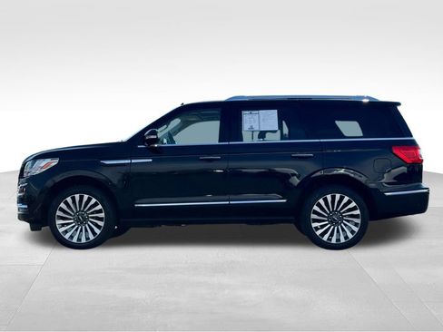 Used 2021 Lincoln Navigator Reserve w/ Luxury Package AWD/4WD image 4