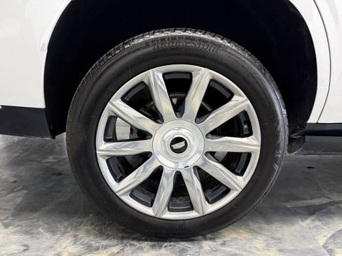 Used 2023 Cadillac Escalade Premium Luxury Platinum image 33