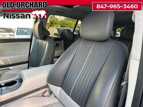 Used 2026 Hyundai Ioniq 9 Calligraphy AWD/4WD image 12