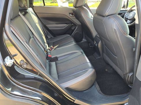 Certified 2024 Subaru Crosstrek 2.5i Limited w/ Crosstrek Mirror Package AWD/4WD image 9