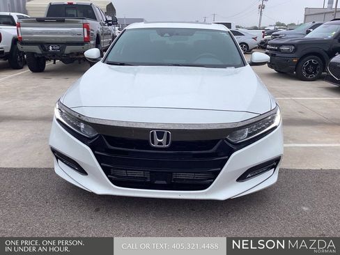 Used 2020 Honda Accord Sport image 2