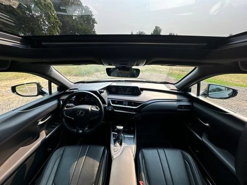 Used 2020 Lexus UX 250h F Sport w/ F Sport Premium Package AWD/4WD image 29