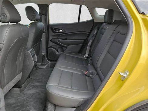 Used 2024 Chevrolet Trax ACTIV w/ Sunroof Package FWD image 19