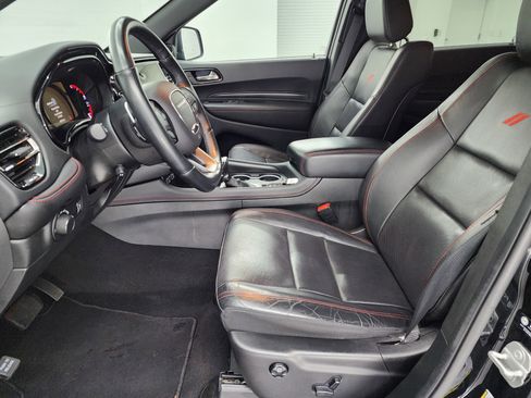 Used 2024 Dodge Durango GT image 8