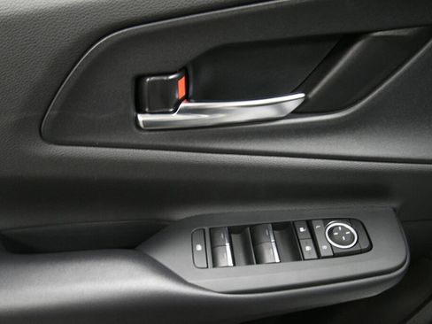 Used 2023 Toyota Prius Prime FWD image 12