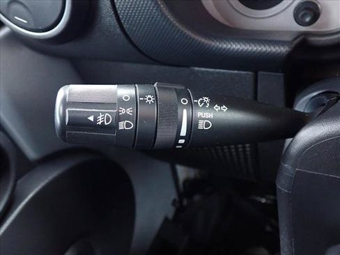 Used 2010 Jeep Wrangler Unlimited Rubicon AWD/4WD image 12