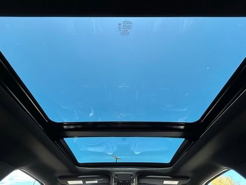 Used 2018 Ford F150 Raptor w/ Equipment Group 802A Luxury AWD/4WD image 14