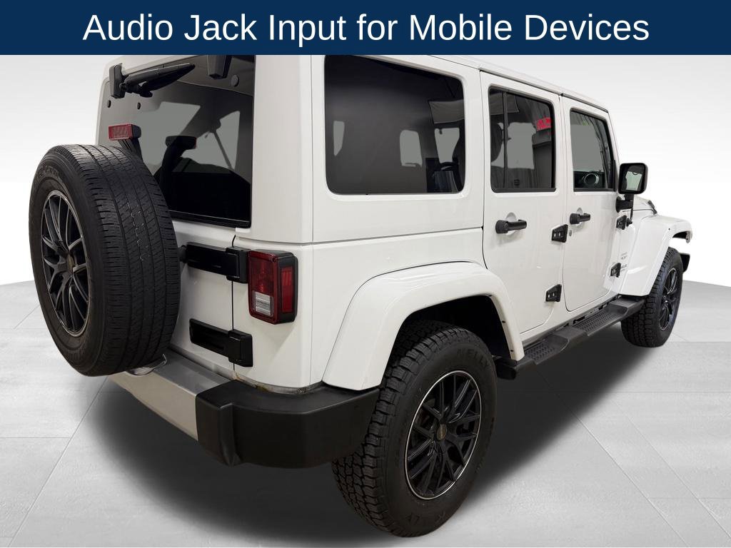 Used 2017 Jeep Wrangler Unlimited Sahara w/ Connectivity Group AWD/4WD image 8