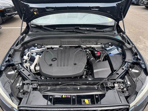 Certified 2026 Volvo XC60 B5 Plus w/ Climate Package AWD/4WD image 29