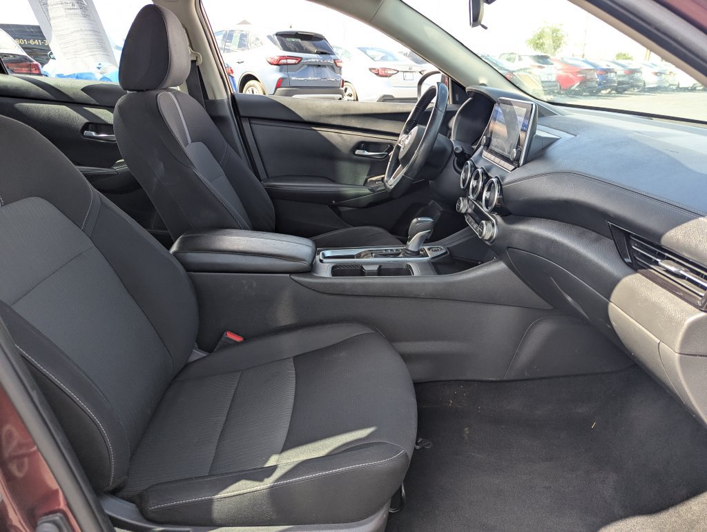Used 2020 Nissan Sentra SV FWD image 32