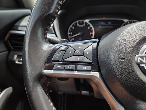 Used 2024 Nissan Altima 2.5 SR w/ SR Premium Package FWD image 43