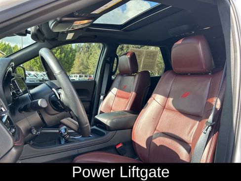 Used 2025 Dodge Durango GT image 20