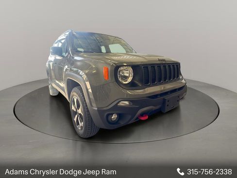 Used 2022 Jeep Renegade Trailhawk AWD/4WD image 1