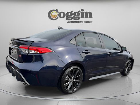 Used 2023 Toyota Corolla SE image 4