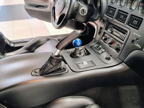Used 2001 Dodge Viper GTS RWD image 27