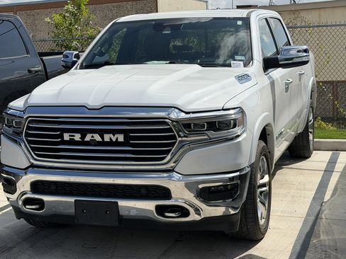 Used 2022 RAM 1500 Limited AWD/4WD image 11