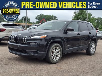 Used 2016 Jeep Cherokee Sport w/ Cold Weather Group